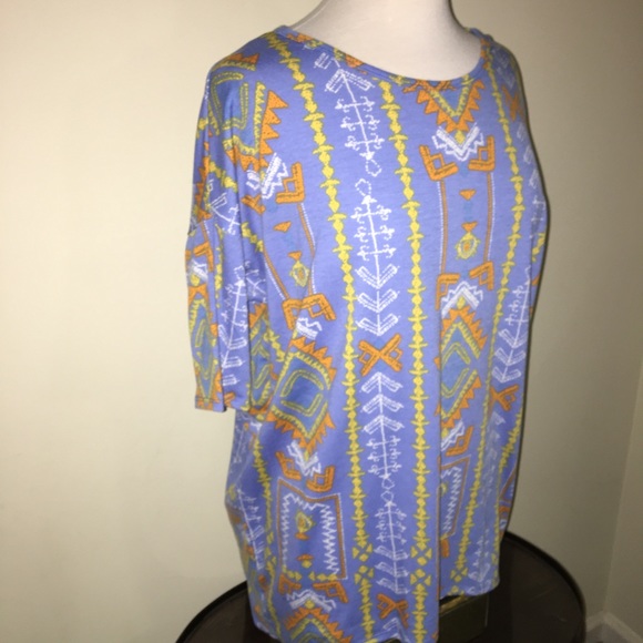 LuLaRoe Top - Picture 2 of 4